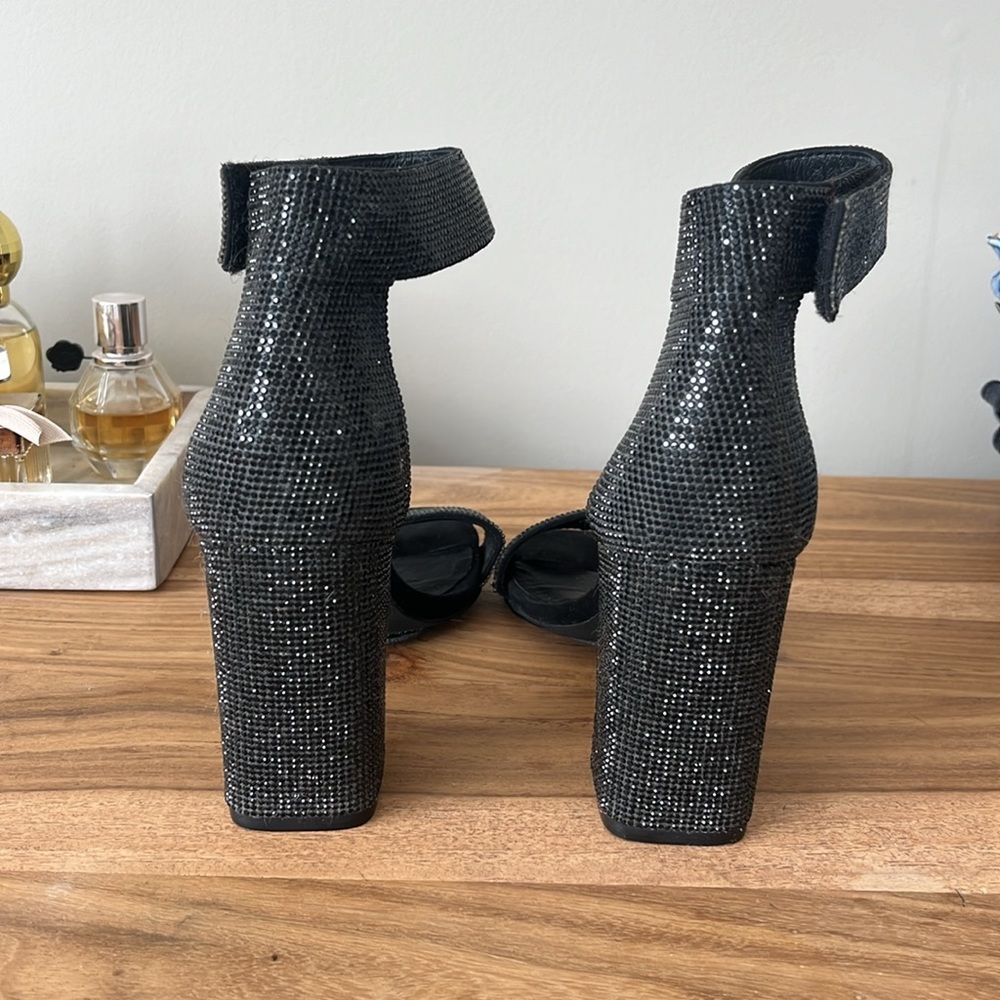Black High Heel Sandals by - Picture 5 of 6